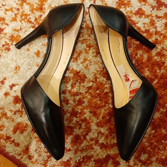 Brenda Zaro D'Orsay heels - Picture 3 of 12